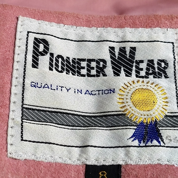 Pioneer Wear vtg 80s pink suede fringed western shirt size 8 - Picture 3 of 10